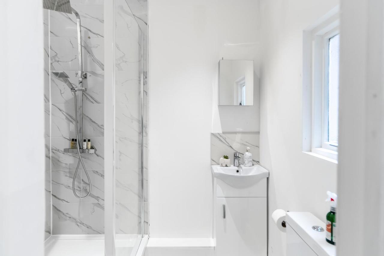 Livestay-Modern Studio Rooms In Zone 2 London Exteriör bild